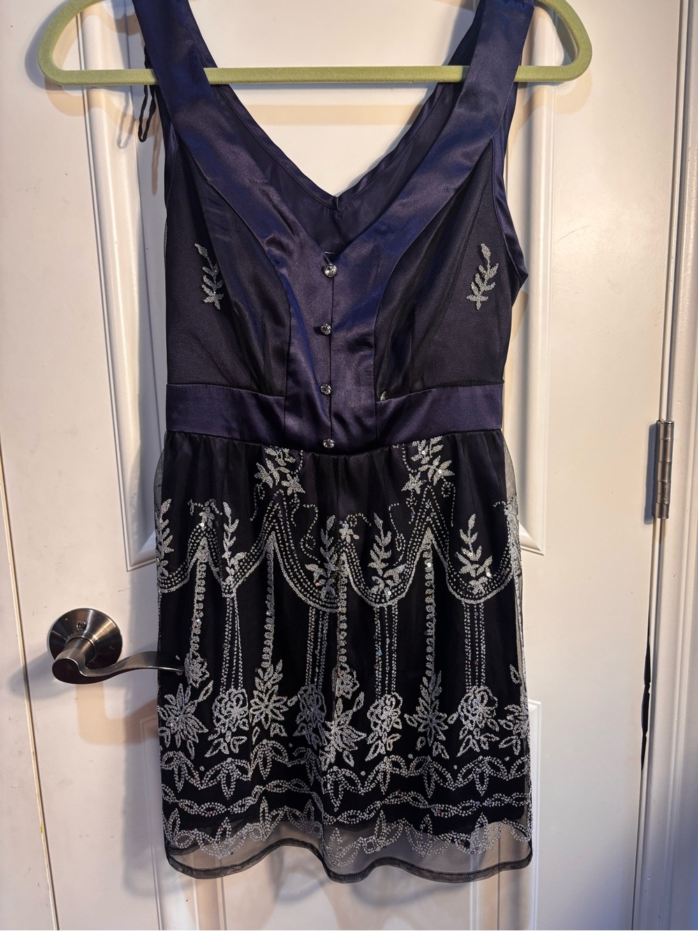 Bay Studio Evenings Navy Silver Mesh Embroidered Beaded V-Neck Cocktail Dress M